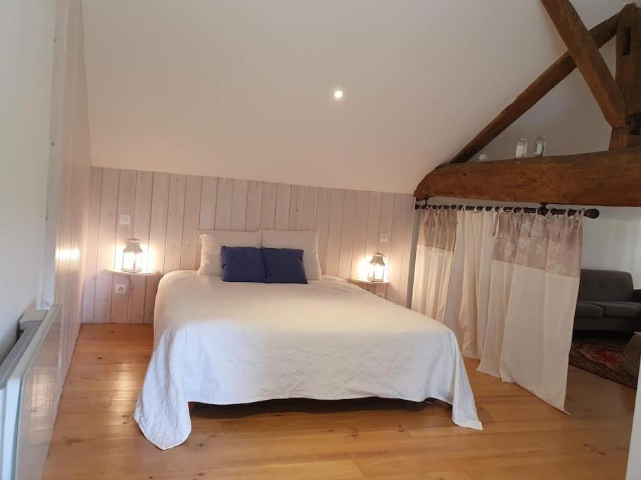Gite Spacieux - 3 Chambres - Calme Et Charmant Cubnezais Ngoại thất bức ảnh